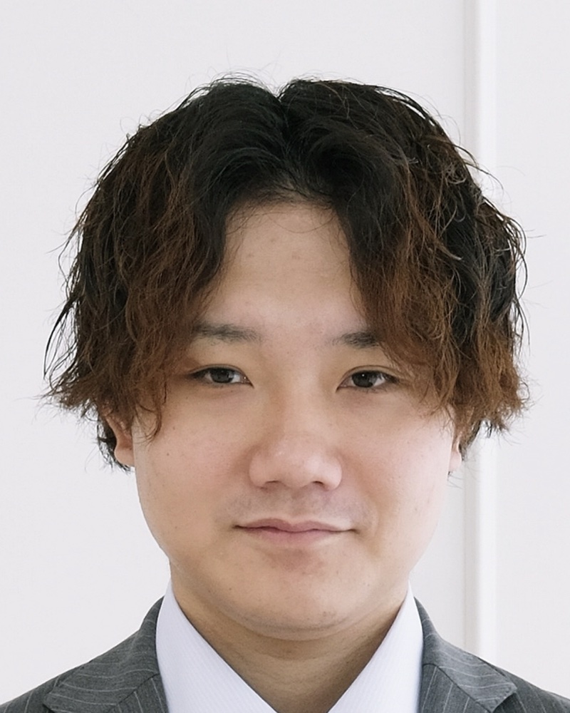 亀井 僚介